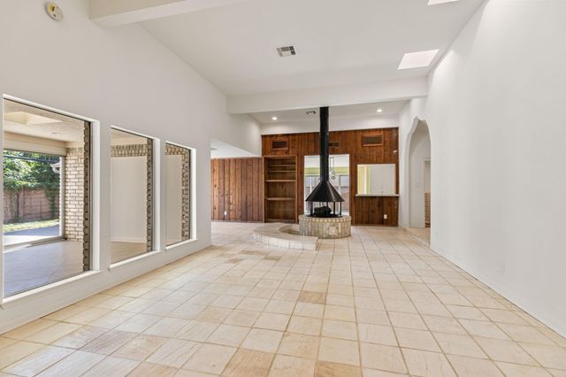 2619 Briarpark Drive, Houston, TX 77042