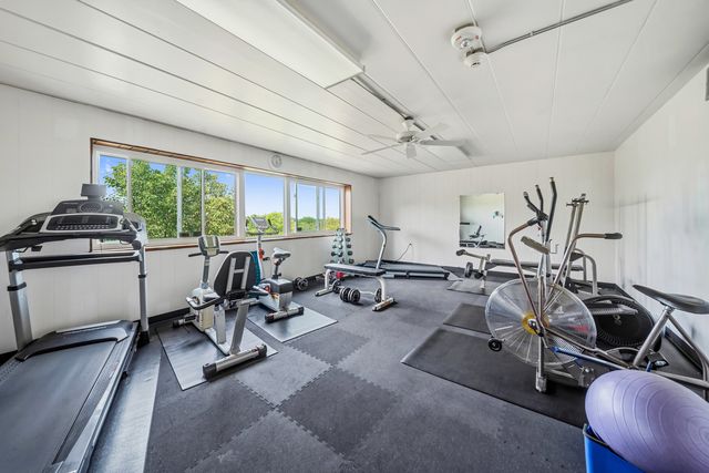 5300 Walnut Avenue 20a, Downers Grove, IL 60515