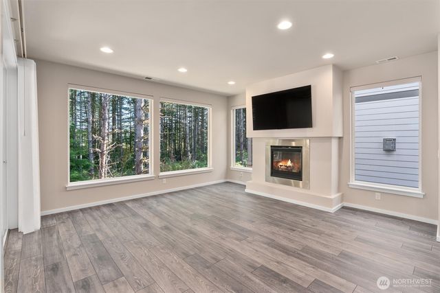 24142 Camas Place SE, Black Diamond, WA 98010