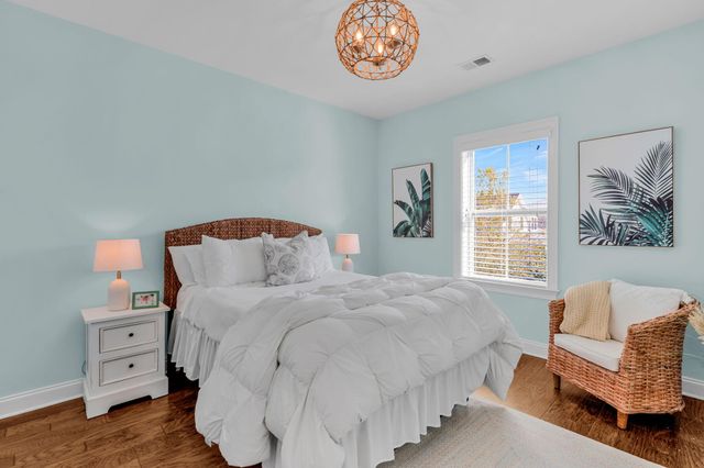 1876 Village Crossing Drive, Charleston, SC 29492