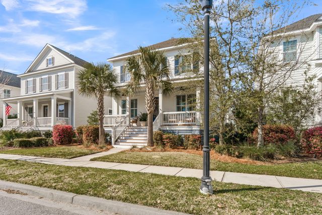 1876 Village Crossing Drive, Charleston, SC 29492