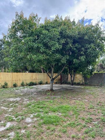 350 Cypress Drive, Lake Park, FL 33403