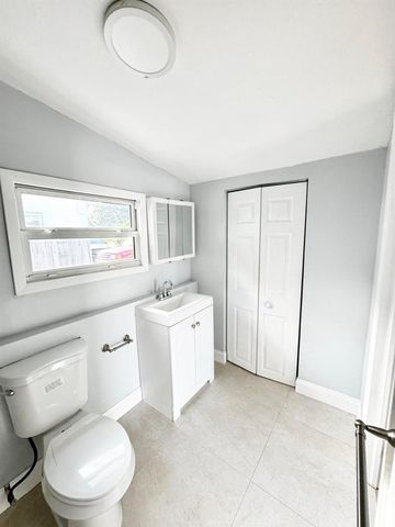 350 Cypress Drive, Lake Park, FL 33403