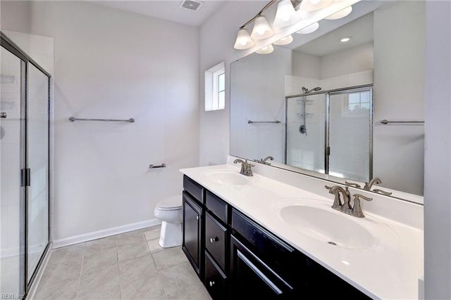 306 Oak Hill LN, Smithfield, VA 23430