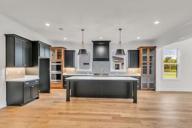 7205 Denton Dr, Christiana, TN 37037