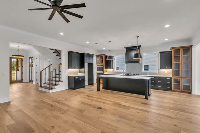 7205 Denton Dr, Christiana, TN 37037