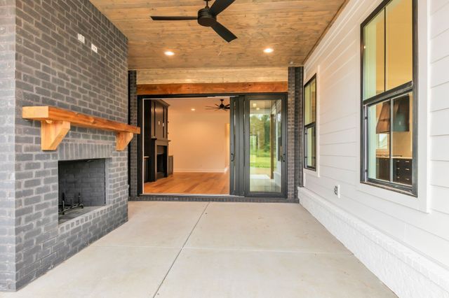 7205 Denton Dr, Christiana, TN 37037