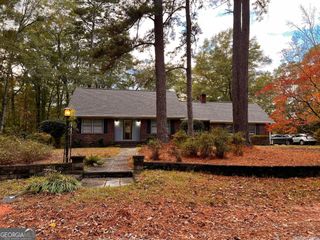 85 Holly Lane, Woodbury, GA 30293
