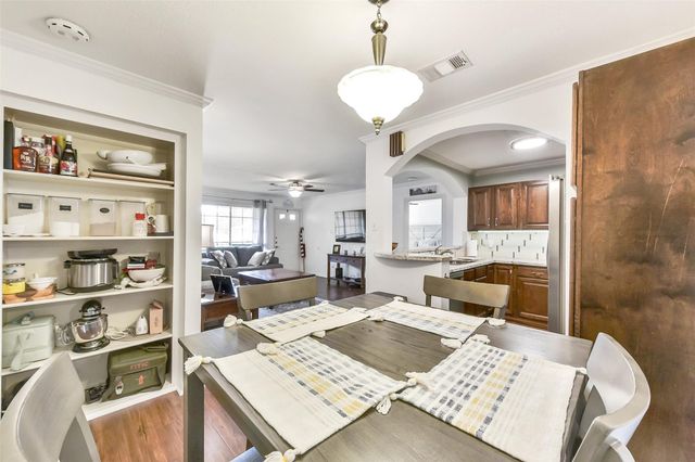 1311 Antoine Drive 110, Houston, TX 77055