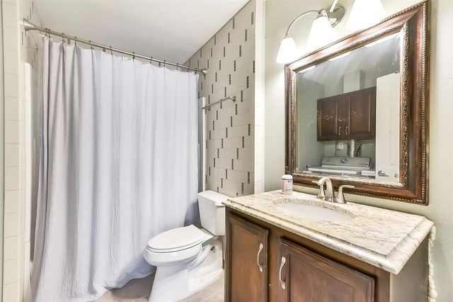 1311 Antoine Drive 110, Houston, TX 77055