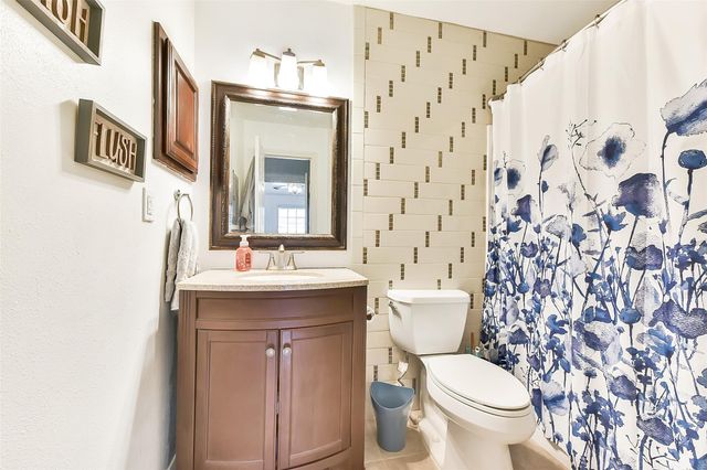 1311 Antoine Drive 110, Houston, TX 77055