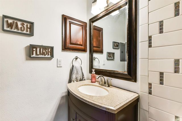 1311 Antoine Drive 110, Houston, TX 77055