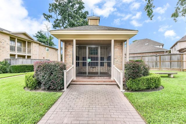 1311 Antoine Drive 110, Houston, TX 77055