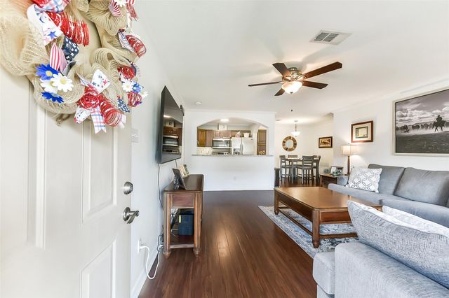 1311 Antoine Drive 110, Houston, TX 77055