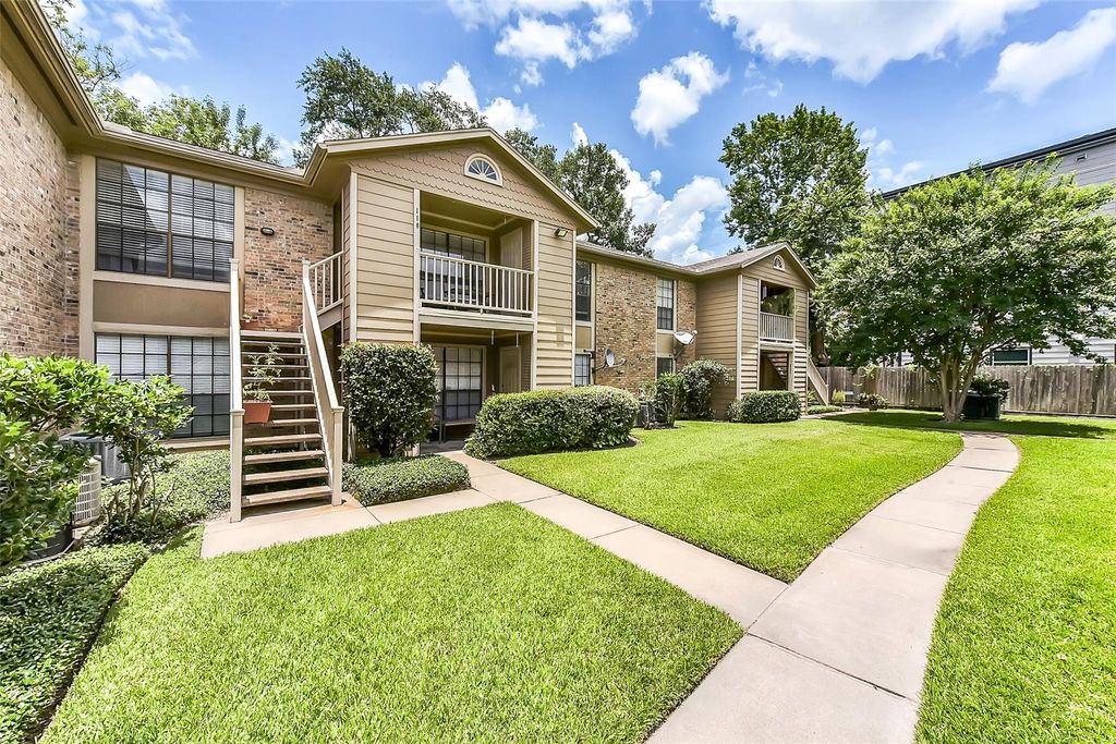 1311 Antoine Drive 110, Houston, TX 77055