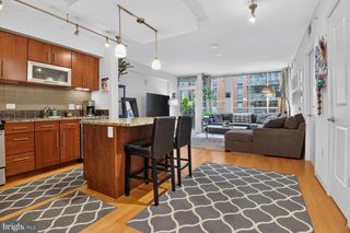 1025 1ST ST SE #701, Washington, DC 20003