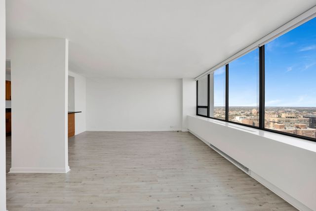 2800 N LAKE SHORE Drive 3113, Chicago, IL 60657