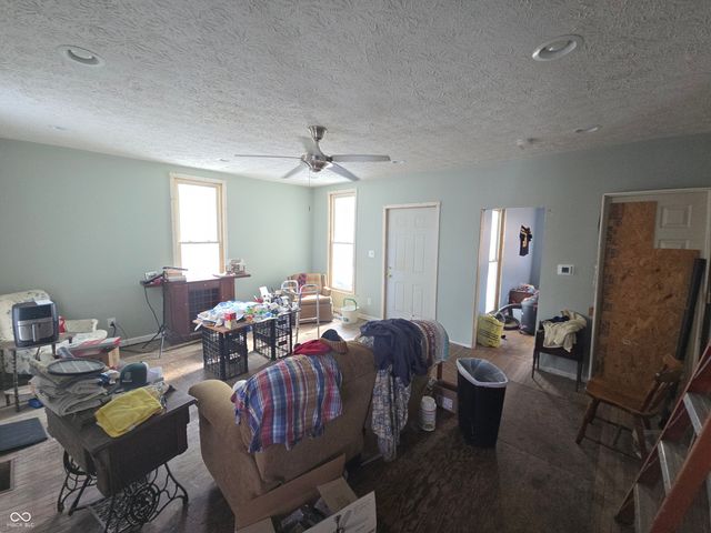 401 W 3rd Street, Sheridan, IN 46069