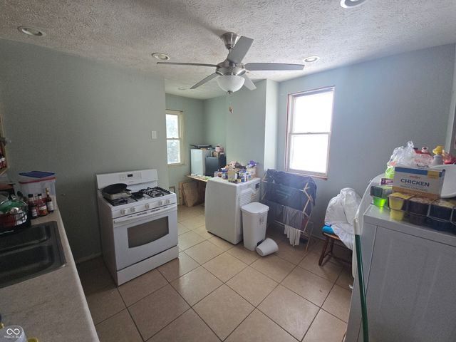 401 W 3rd Street, Sheridan, IN 46069