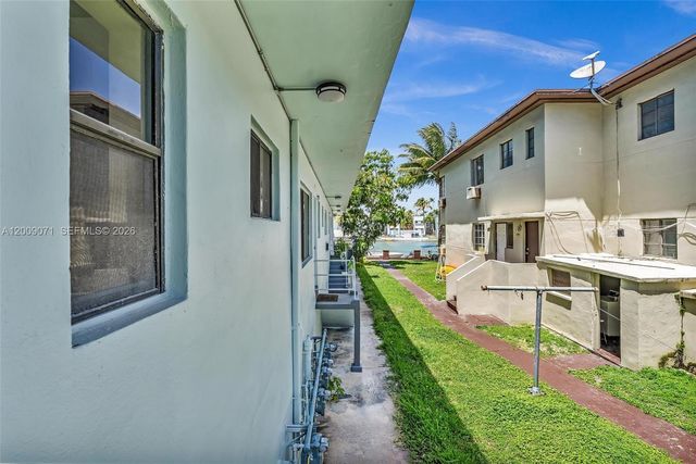 1165 Marseille Dr 17, Miami Beach, FL 33141