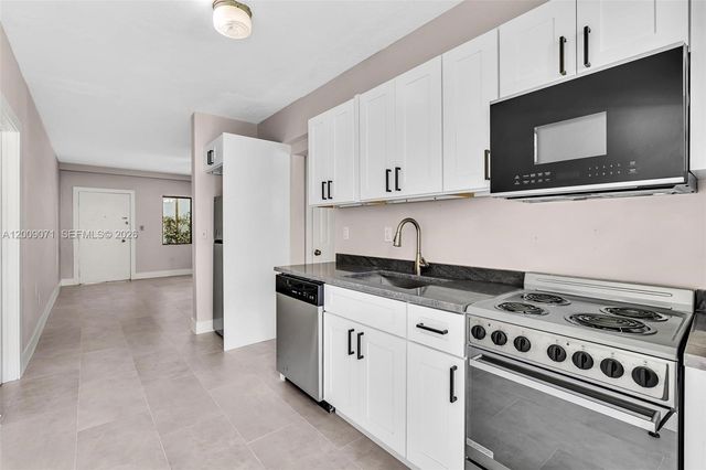 1165 Marseille Dr 17, Miami Beach, FL 33141