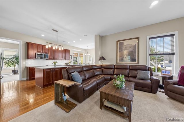 50325 Hancock Street, Canton, MI 48188