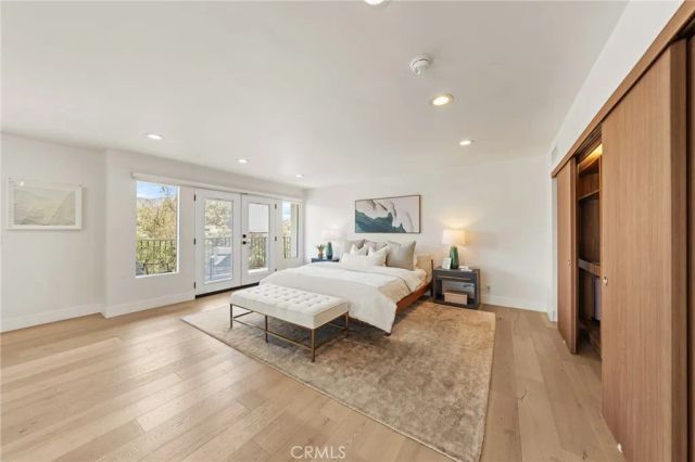 2927 Park Center, Los Angeles, CA 90068
