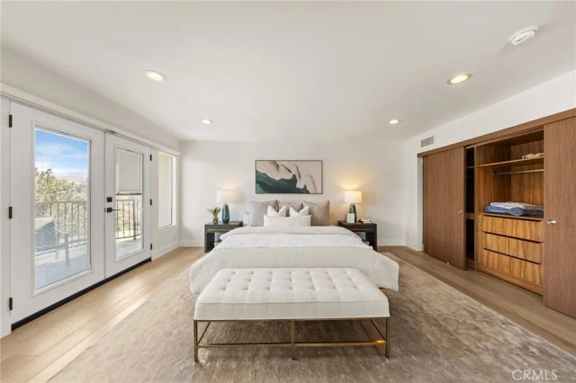 2927 Park Center, Los Angeles, CA 90068
