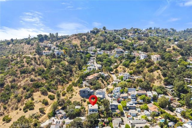 2927 Park Center, Los Angeles, CA 90068