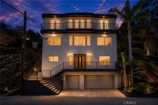 2927 Park Center, Los Angeles, CA 90068