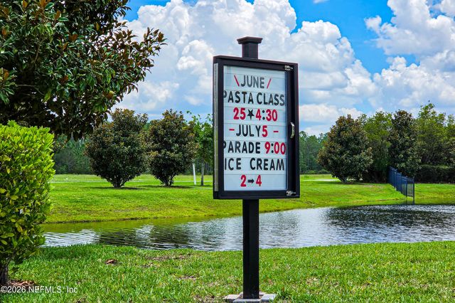 420 HATTER Drive, Jacksonville, FL 32256