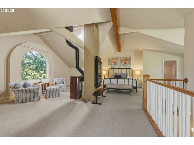 6835 Sw 35TH Ave, Portland, OR 97219