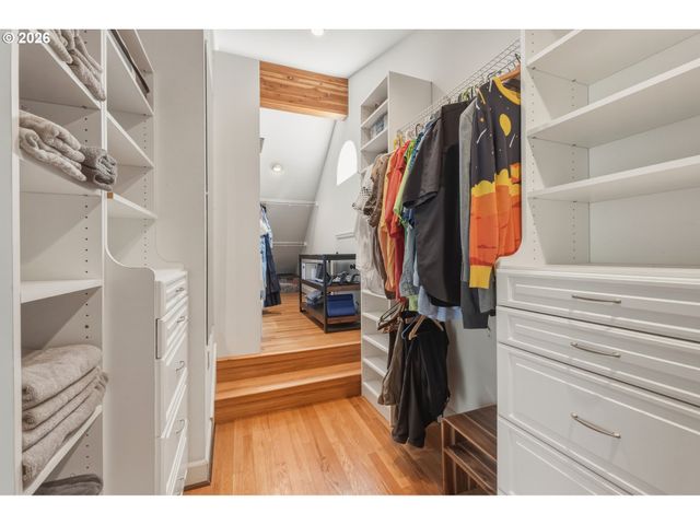 6835 Sw 35TH Ave, Portland, OR 97219