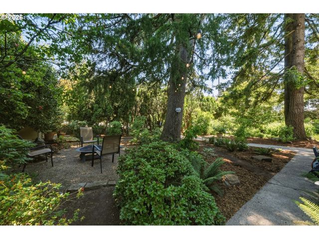 6835 Sw 35TH Ave, Portland, OR 97219
