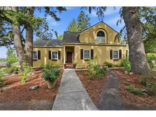 6835 Sw 35TH Ave, Portland, OR 97219