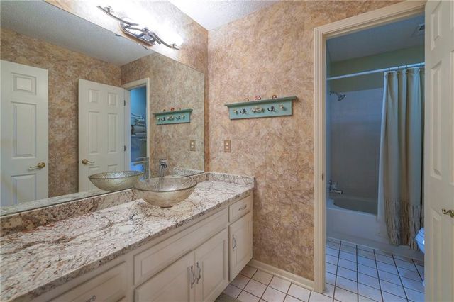 14416 Hemlock Street, Overland Park, KS 66223