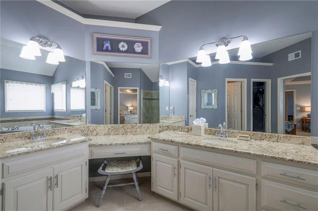 14416 Hemlock Street, Overland Park, KS 66223