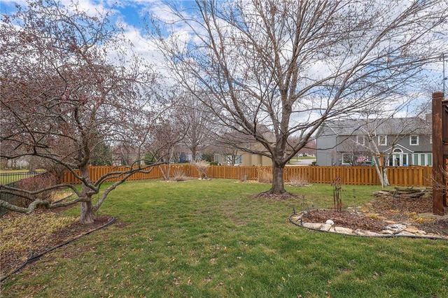 14416 Hemlock Street, Overland Park, KS 66223