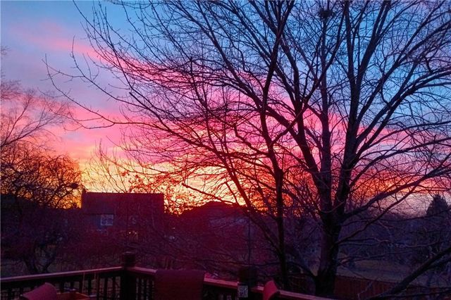 14416 Hemlock Street, Overland Park, KS 66223