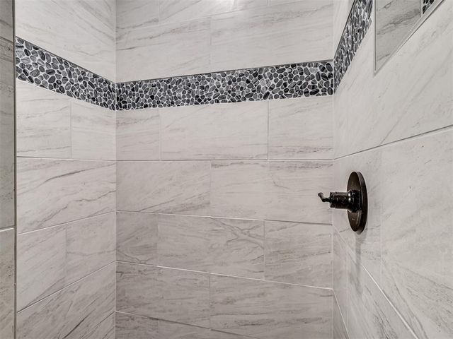 1724 Mimosa Lane, Newcastle, OK 73065