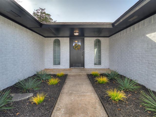 1724 Mimosa Lane, Newcastle, OK 73065