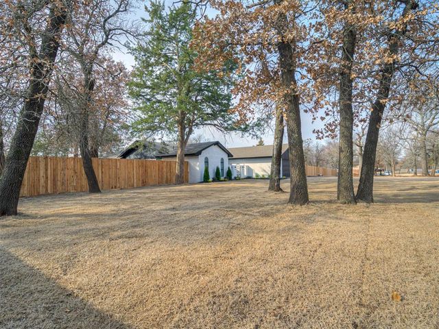 1724 Mimosa Lane, Newcastle, OK 73065