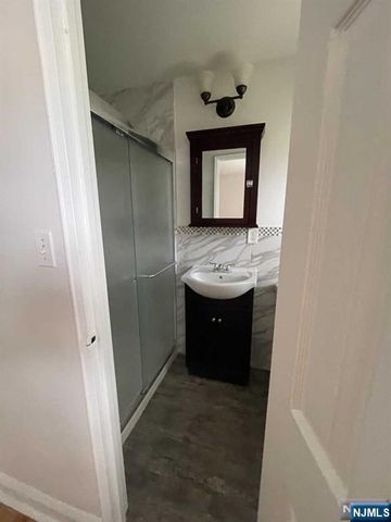 280-320 Oak Street 284B, Ridgewood, NJ 07450
