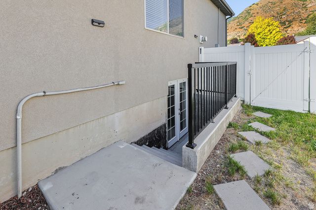 989 S CINNAMON RIDGE DR, Provo, UT 84606