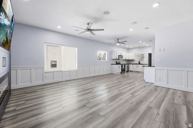 989 S CINNAMON RIDGE DR, Provo, UT 84606