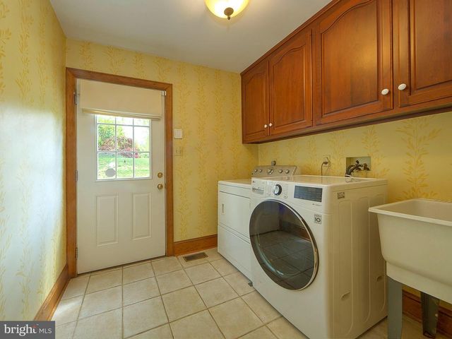 105 CAMERON DR, Hockessin, DE 19707