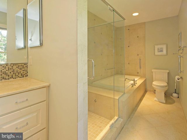 105 CAMERON DR, Hockessin, DE 19707