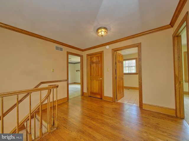 105 CAMERON DR, Hockessin, DE 19707