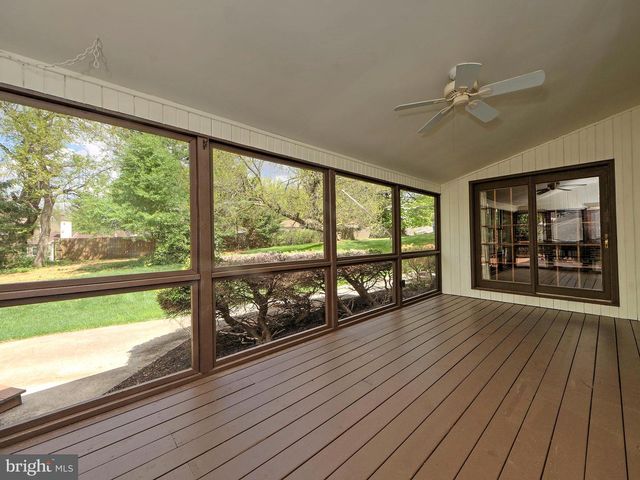 105 CAMERON DR, Hockessin, DE 19707