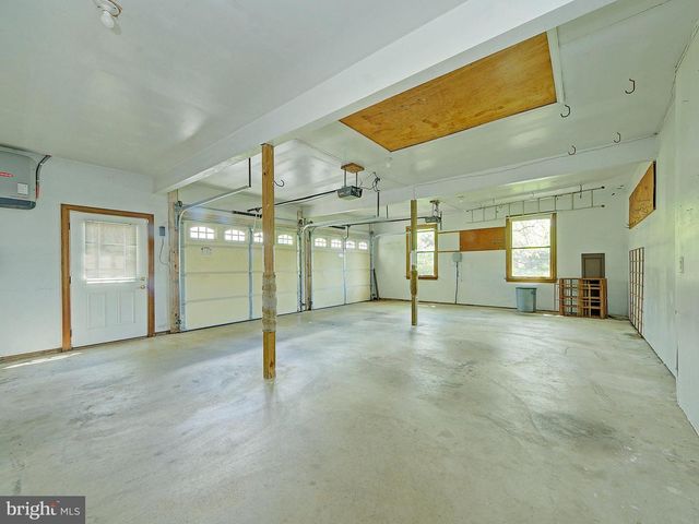 105 CAMERON DR, Hockessin, DE 19707